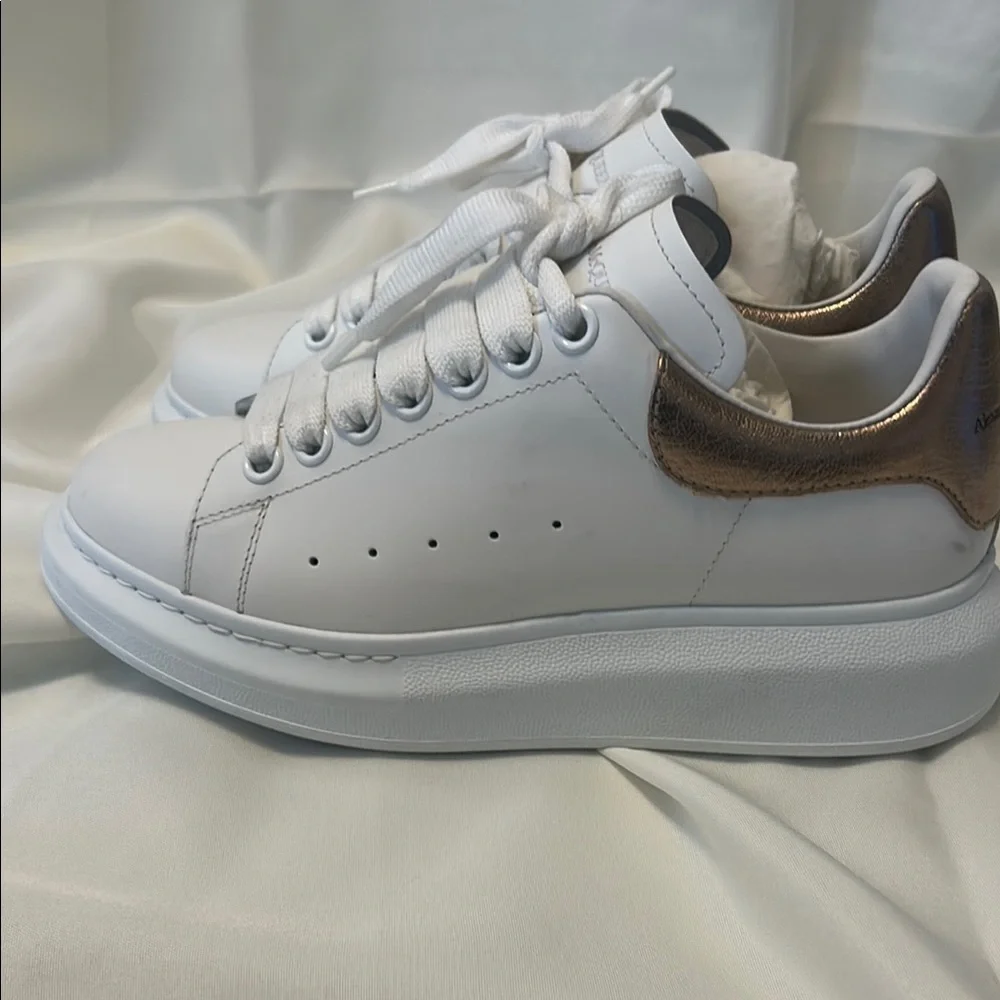 Alexander McQueen White Lace-Up Sneakers (used) - Picture 4 of 6